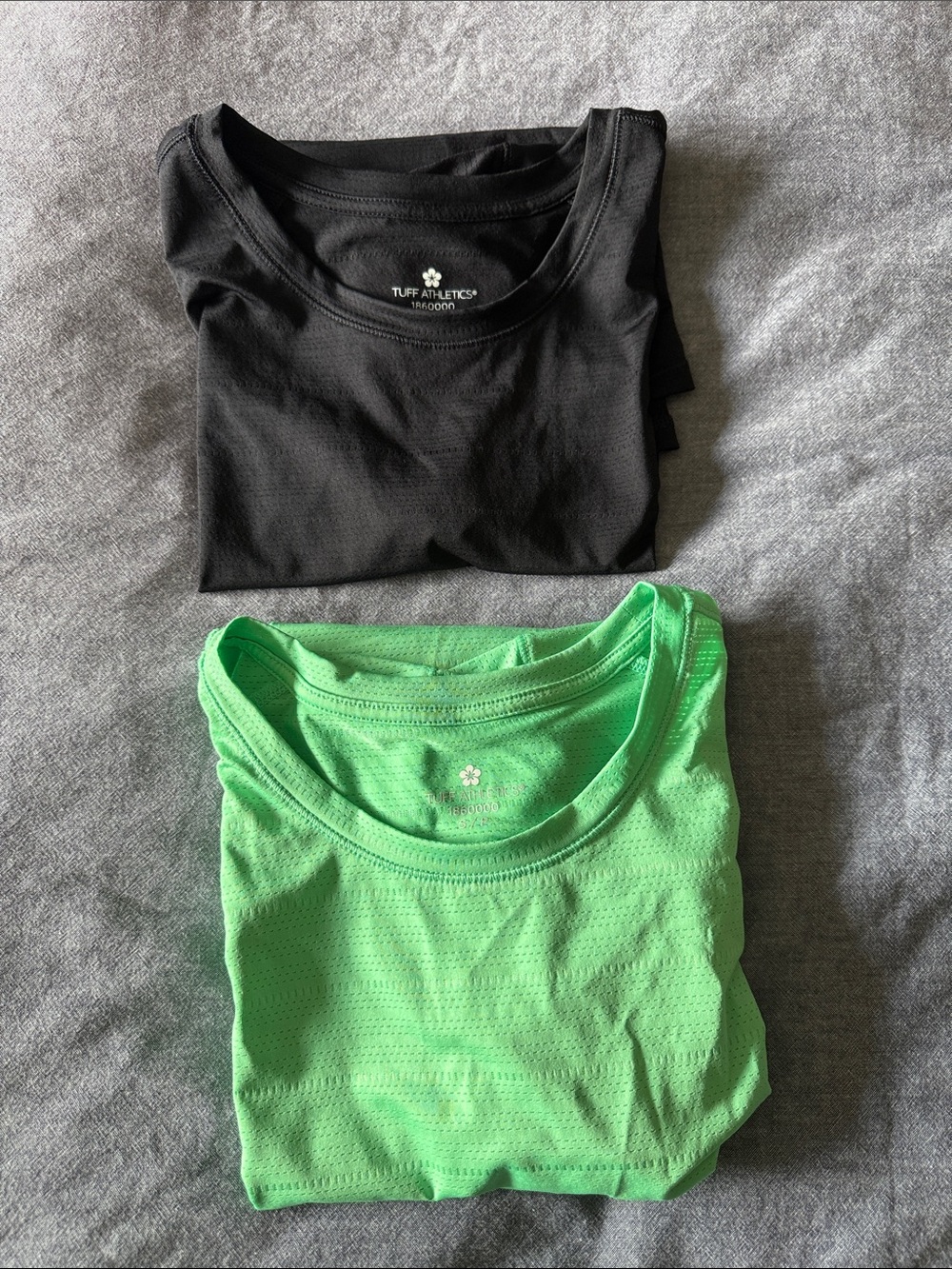 t-shirt lot (2)